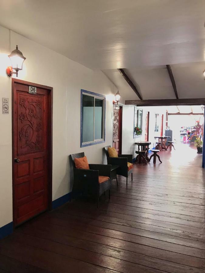 Dutchman Homestay Ko Kut Екстериор снимка